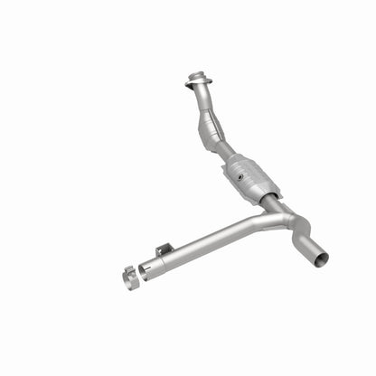 MagnaFlow Direct Fit Catalytic Converter 99-00 Ford F-150 4.2L 50S