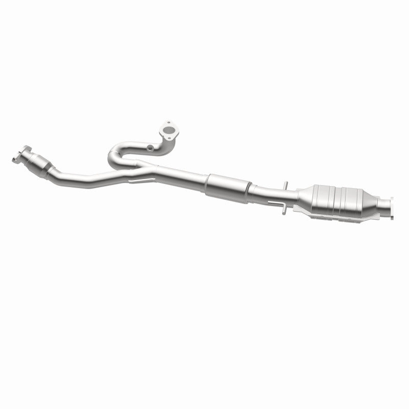 MagnaFlow Direct Fit Catalytic Converter 10-14 LaCrosse 3.0/3.6L