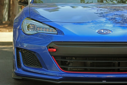 Perrin 18-21 WRX/STI / 13-20 BRZ / 17-20 Toyota 86 Kit de gancho de remolque delantero - rojo