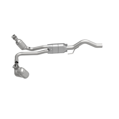 MagnaFlow Direct Fit Catalytic Converter 00-03 Dakota 4.7L