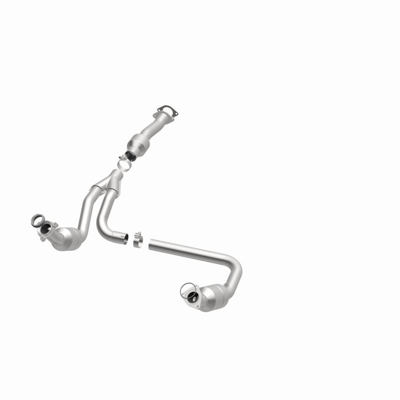 MagnaFlow Direct Fit Catalytic Converter 2011-2014 Express 1500 4.3L Underbody