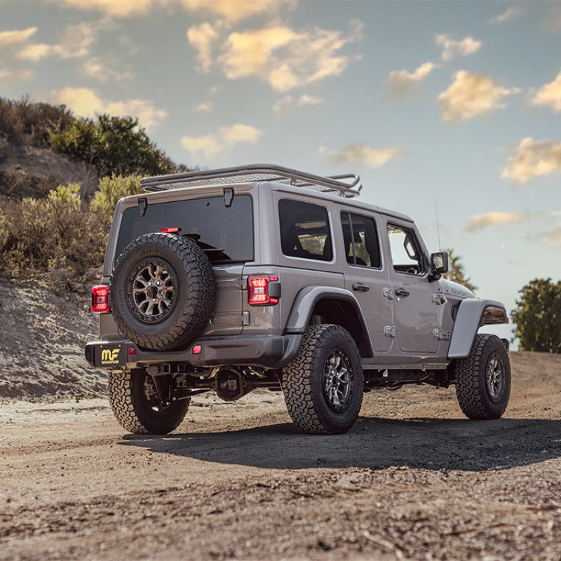 MagnaFlow Cat-Back 2021 Jeep Wrangler 6.4L Rock Crawler Series Escape de acero inoxidable de doble salida