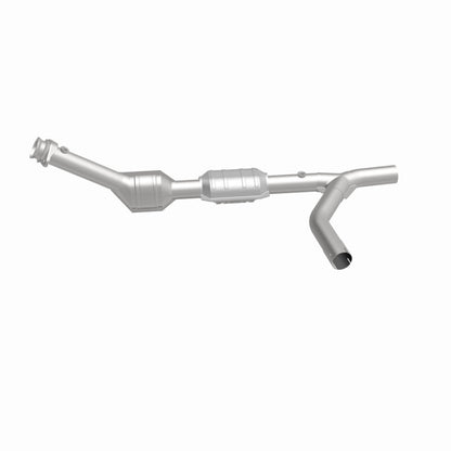 MagnaFlow Direct Fit Catalytic Converter 00-04 Ford E150 4.6L P/S