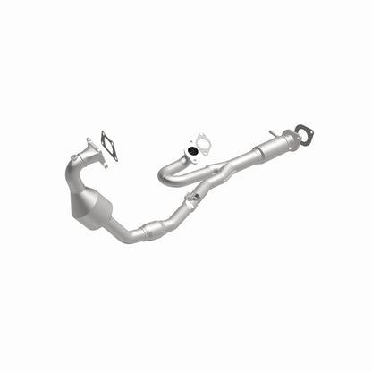 MagnaFlow Direct Fit Catalytic Converter 2010-2011 SRX 3 L Underbody
