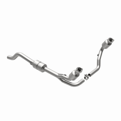 MagnaFlow Direct Fit Catalytic Converter 00-03 Durango 4WD 4.7L