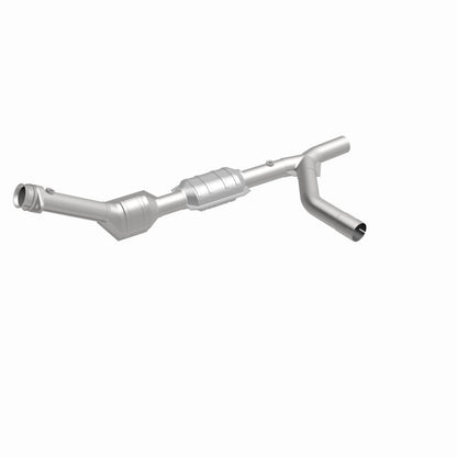 MagnaFlow Direct Fit Catalytic Converter 00-04 Ford E150 4.6L Passenger Side
