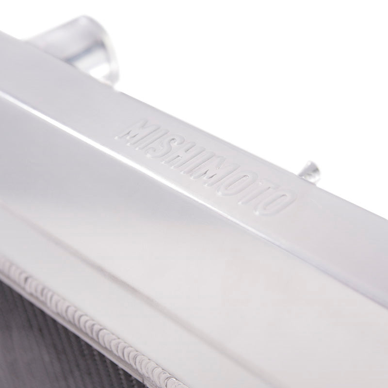 Mishimoto 99-14 Chevrolet Silverado 1500 V8 Radiador de alumínio