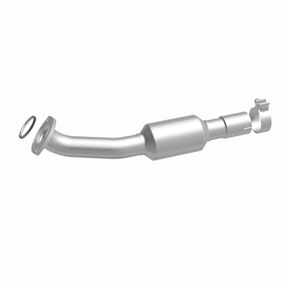 MagnaFlow Direct Fit Catalytic Converter 09-12 Toyota RAV4 2.5 3.5 Underbody