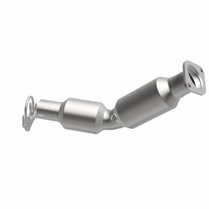 MagnaFlow Direct Fit Catalytic Converter 2010-2015 Prius L4 1.8 OEM Underbody