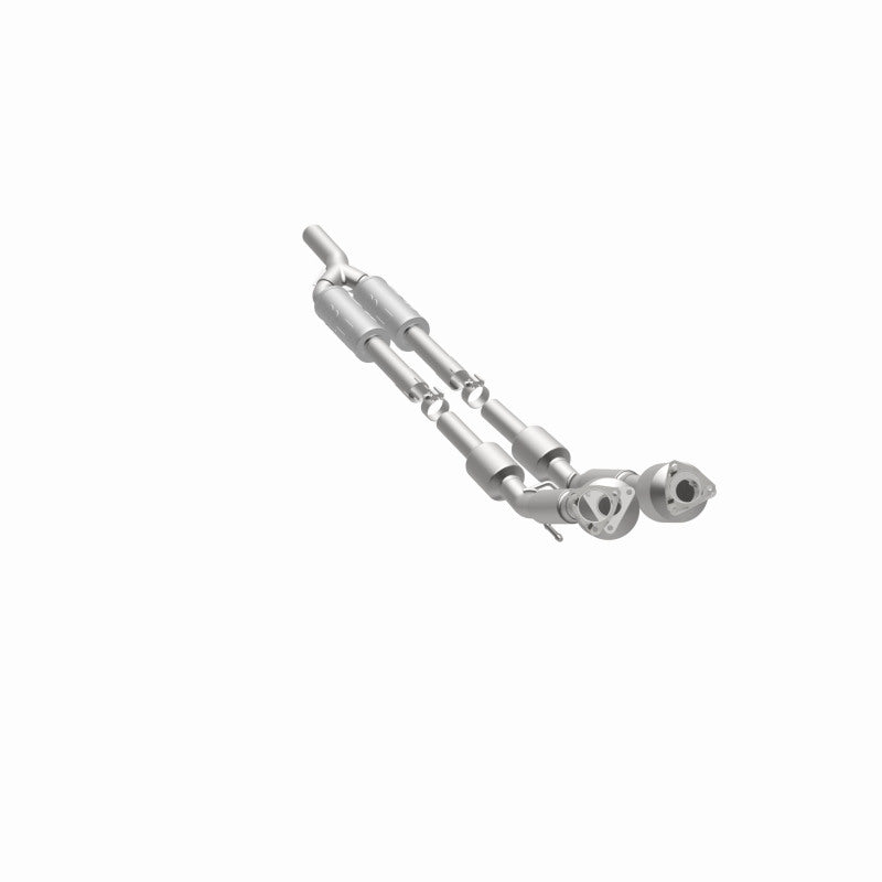 MagnaFlow Direct Fit Catalytic Converter 2012-2015 Passat (B7) 3.6L V6 OEM Grade