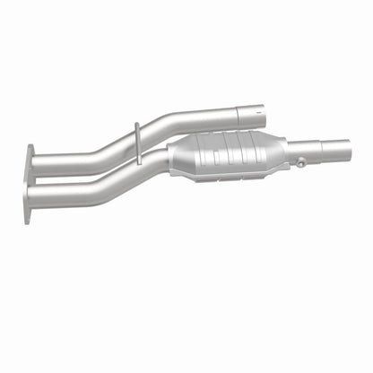 MagnaFlow Direct Fit Catalytic Converter 98 GM Truck 5.7L