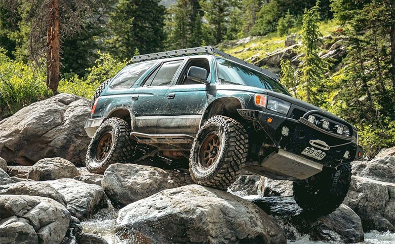 MagnaFlow 98-02 Toyota 4Runner Overland Series Cat Back Performance Escape