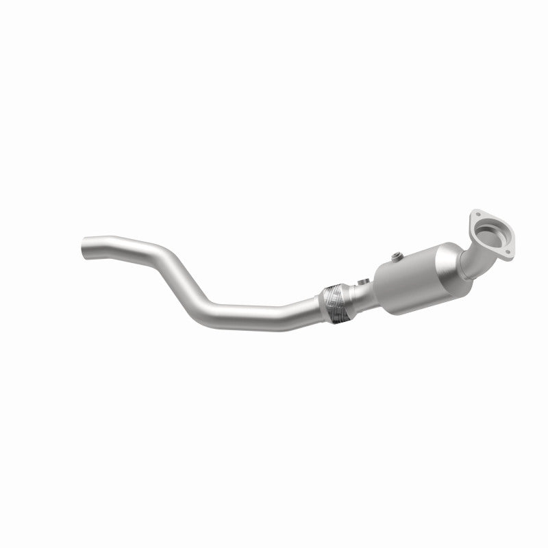 MagnaFlow Direct Fit Catalytic Converter 05-06 300/Magnum 5. OEM