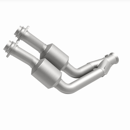MagnaFlow Direct Fit Catalytic Converter 1995-1997 Jaguar Vanden Plas/ XJ6 4.0