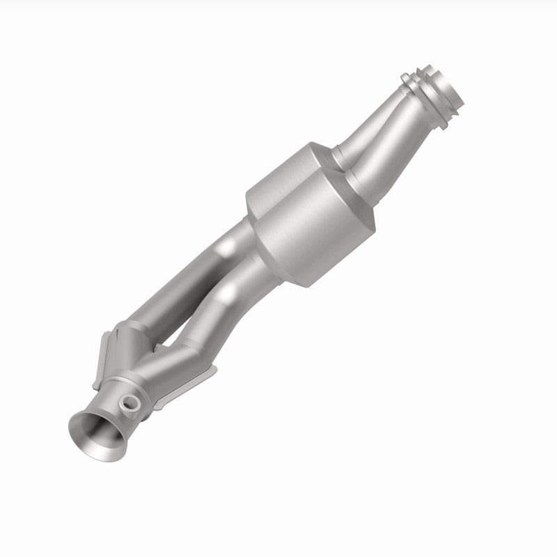 MagnaFlow Direct Fit Catalytic Converter 1995-1997 Jaguar Vanden Plas/ XJ6 4.0
