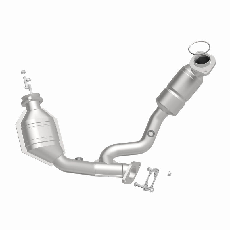 MagnaFlow Direct Fit Catalytic Converter 00-03 Ford Taurus 3.0 Front