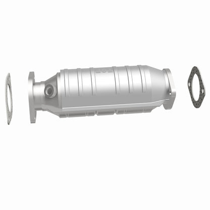 MagnaFlow Direct Fit Catalytic Converter 96-98 Nissan Altima 2.4L