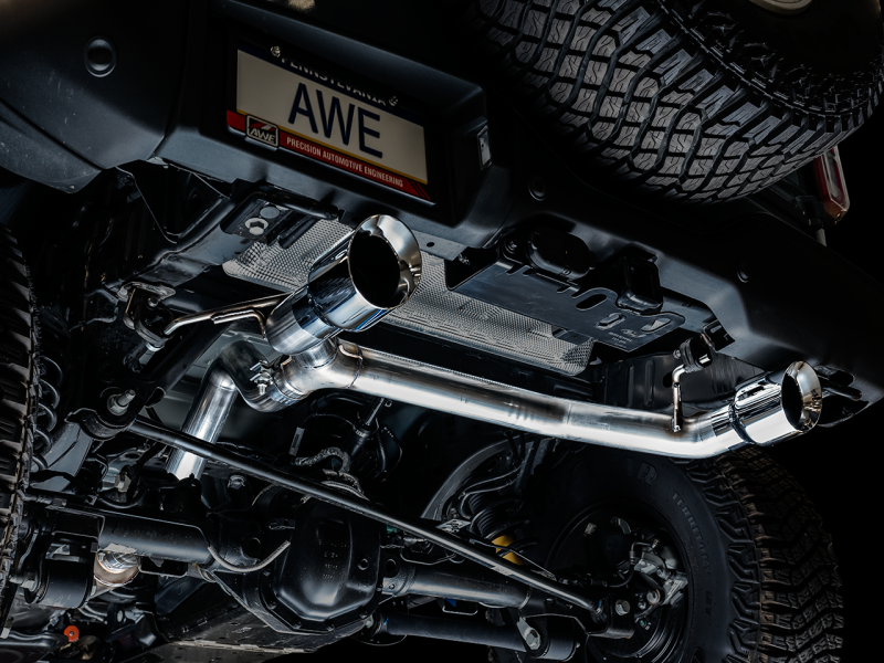 AWE Tuning 2021+ Ford Bronco 0FG Escape traseiro duplo com ponteiras cromadas e protetor basculante
