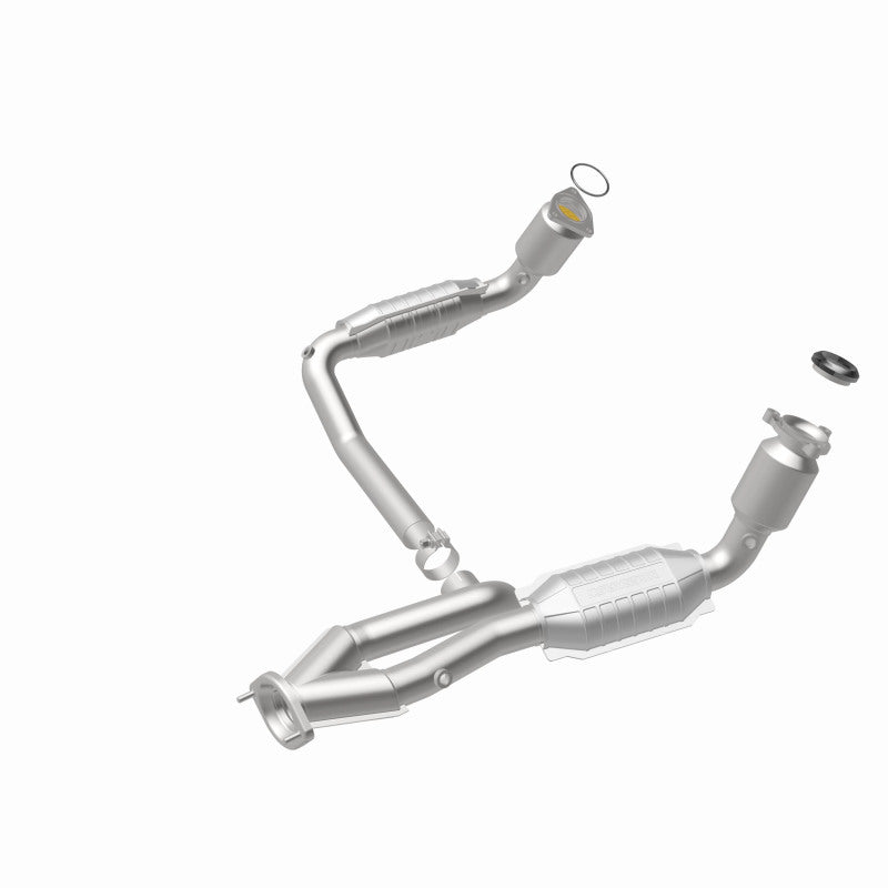 MagnaFlow Direct Fit Catalytic Converter 99-00 Chevy Pickups 4.3L