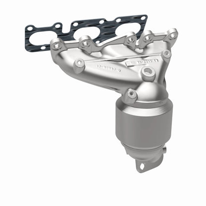 MagnaFlow Direct Fit Catalytic Converter 13-14 Santa Fe 3.3L Manifold