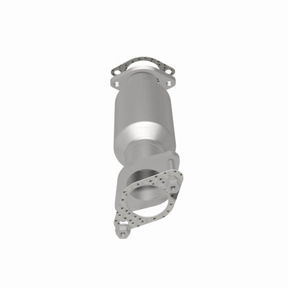 MagnaFlow Direct Fit Catalytic Converter 2011 Kia Sorento 3.5 Underbody