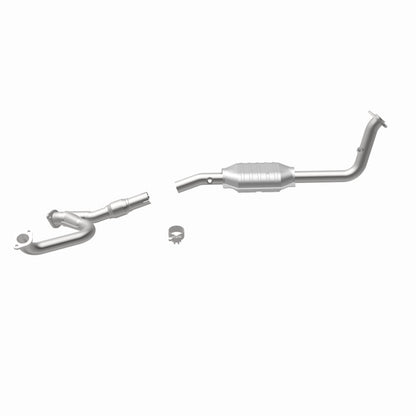 MagnaFlow Direct Fit Catalytic Converter 98-02 3.5L Isuzu Trooper DS