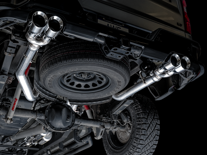 AWE Tuning 4th Gen GM 1500 6.2L 0FG Catback Split Saída traseira (com recortes de pára-choques) - pontas cromadas quádruplas