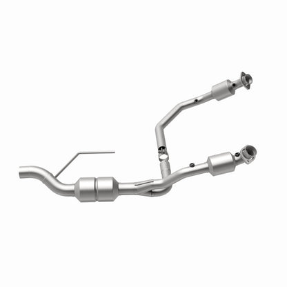 MagnaFlow Direct Fit Catalytic Converter Dodge 01-02 Ram 1500/2500/3500 Van 5.9L