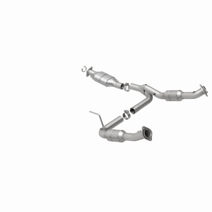 MagnaFlow Direct Fit Catalytic Converter Explorer 02-04 4.6L OEM