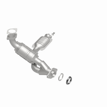 MagnaFlow Direct Fit Catalytic Converter 01-02 Mitsu Montero 3.5L