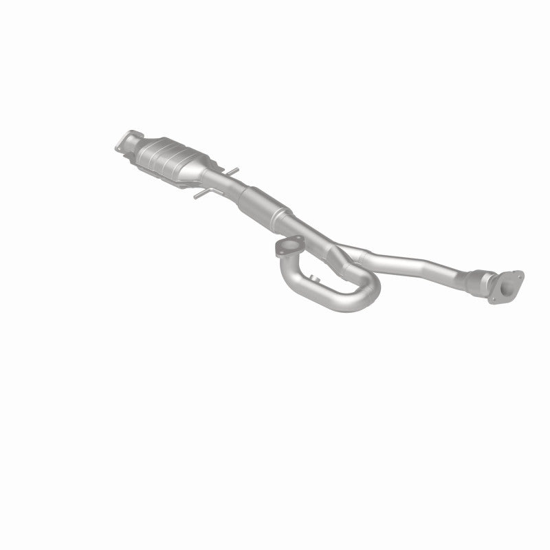 MagnaFlow Direct Fit Catalytic Converter 10-14 LaCrosse 3.0/3.6L