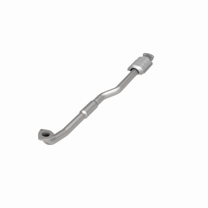MagnaFlow Direct Fit Catalytic Converter 99-02 Daewoo Leganza 2.2L