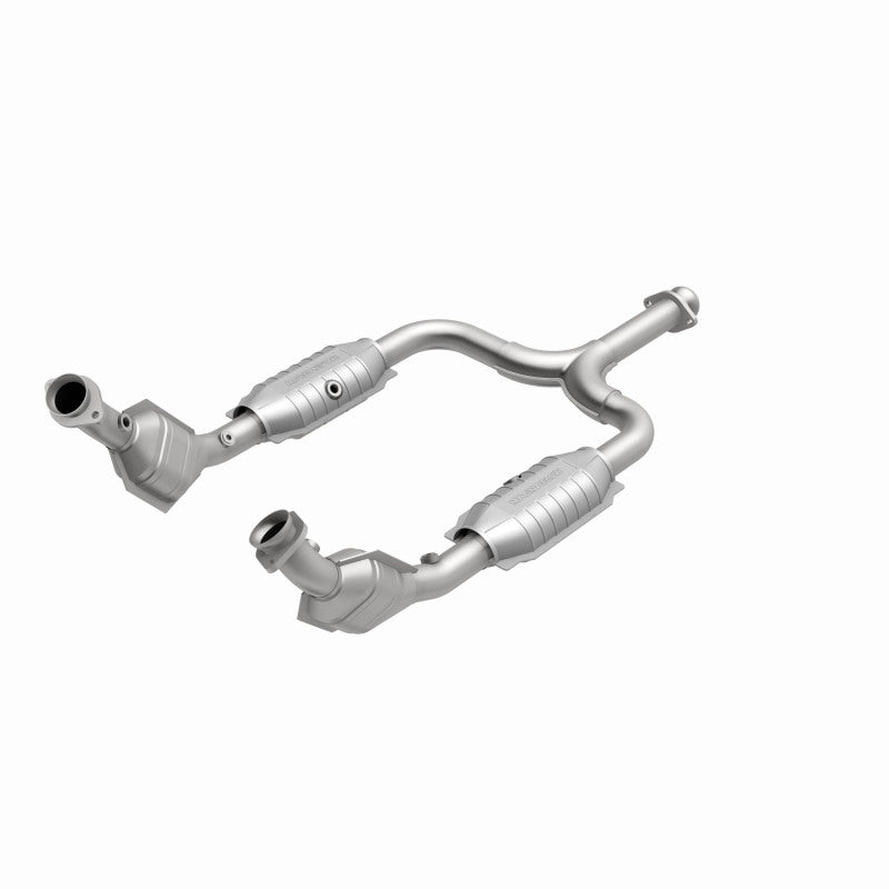 MagnaFlow Direct Fit Catalytic Converter 01-04 Ford Mustang 3.8L CA