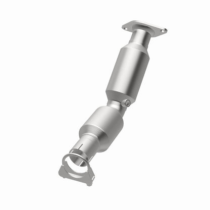 MagnaFlow Direct Fit Catalytic Converter 2010-2015 Prius L4 1.8 OEM Underbody