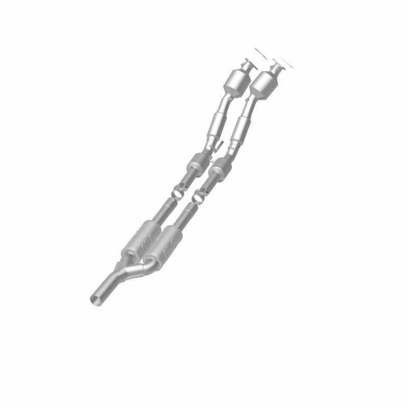 MagnaFlow Direct Fit Catalytic Converter 2012-2015 Passat (B7) 3.6L V6 OEM Grade