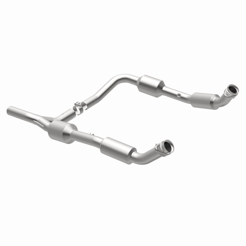 MagnaFlow Direct Fit Catalytic Converter 2008+ Ford E-150 4.6L