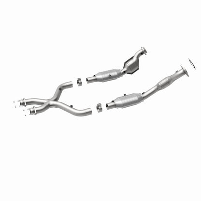 MagnaFlow Direct Fit Catalytic Converter 99-01 Mustang 4.6L 50S