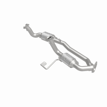 MagnaFlow Direct Fit Catalytic Converter 01-03 Windstar 3.8 OEM