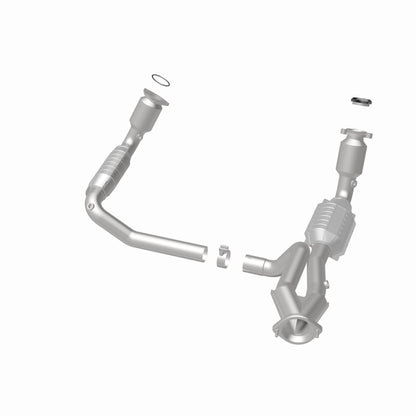 MagnaFlow Direct Fit Catalytic Converter 99-00 Chevy Pickups 4.3L
