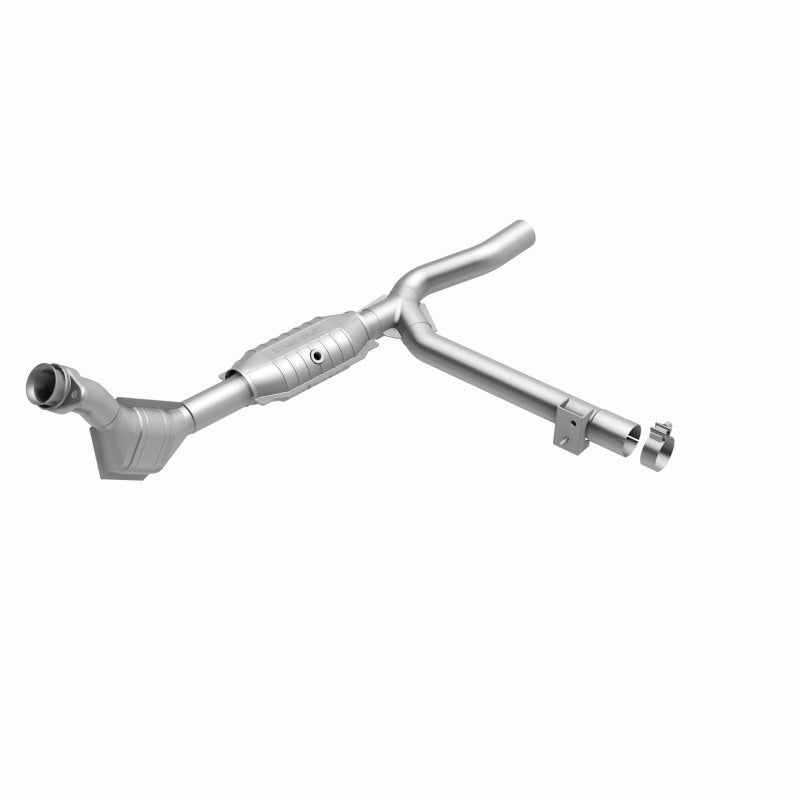 MagnaFlow Direct Fit Catalytic Converter 99-00 Ford F-150 4.2L 50S