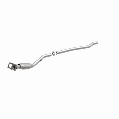 MagnaFlow Direct Fit Catalytic Converter 96-98 Caravan-Voyager 3.3L/