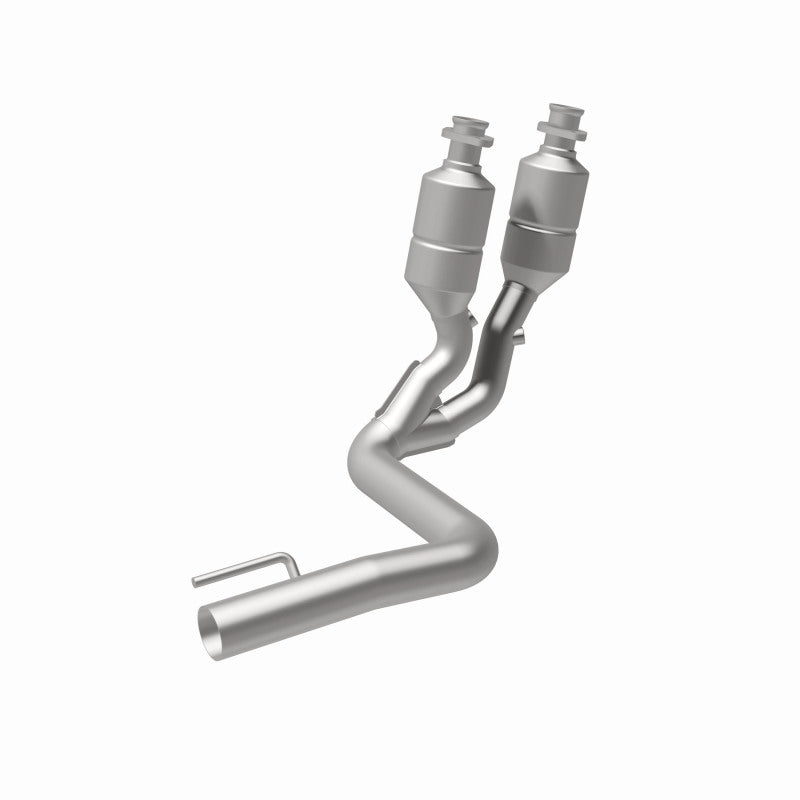MagnaFlow Direct Fit Catalytic Converter 99-00 Grand Cherokee 4.0L