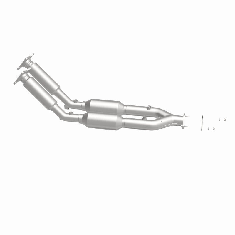 MagnaFlow Direct Fit Catalytic Converter 99-01 Volvo S80 2.8L
