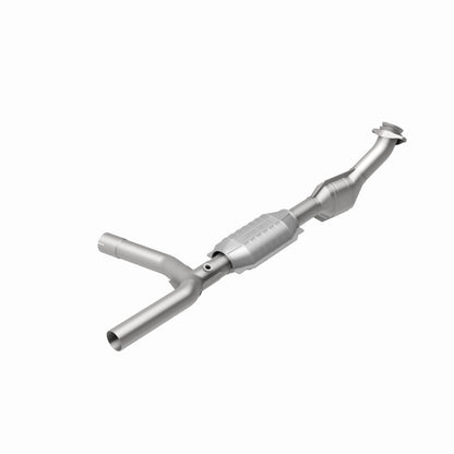 MagnaFlow Direct Fit Catalytic Converter 97-99 Ford Vans 4.6L