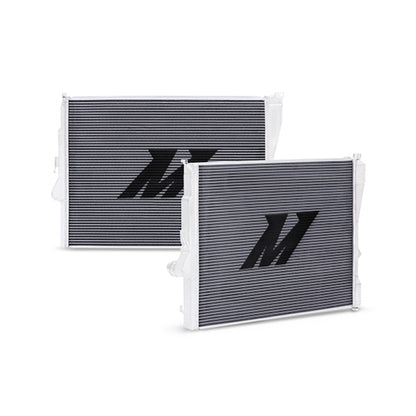 Mishimoto 99-06 BMW 323i/323i/328i/330i Performance Radiador de alumínio
