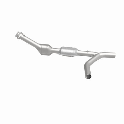 MagnaFlow Direct Fit Catalytic Converter 00-04 Ford E150 4.6L P/S