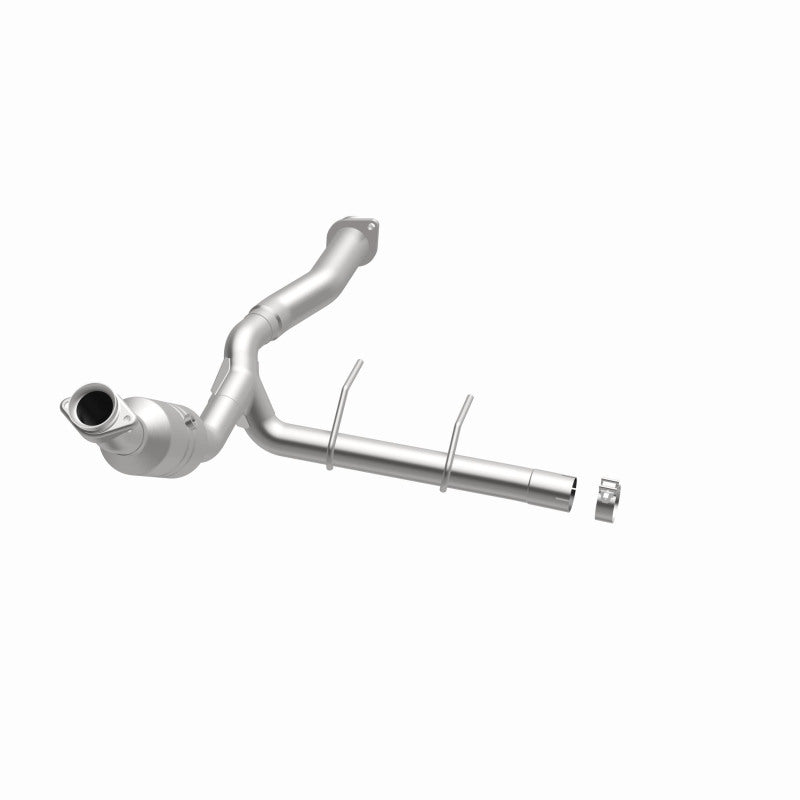 Magnaflow Conv DF 2011-2014 F-150 5.0L debajo de la carrocería