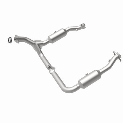 MagnaFlow DF Conv Ford/Mercury 06-10 Explorer/Mountaineer/ 07-10 Explorer SportTrac 4.0L Y-Pipe Assy