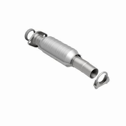 MagnaFlow Direct Fit Catalytic Converter 04 Toyota Sienna 3.3L