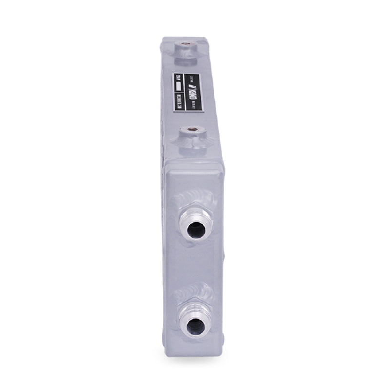 Enfriador de aceite plateado de doble paso de barra y placa mediana universal Mishimoto